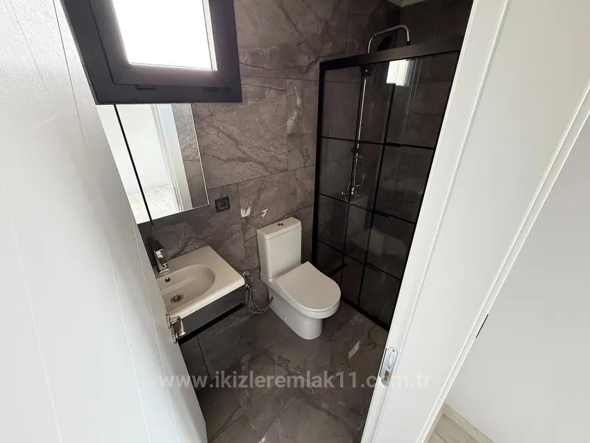 370 M2 Garden, Single Detached 3+1 Villa Near The Sea In Doğanbey