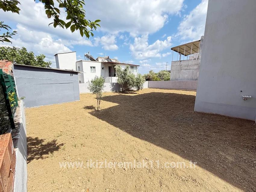 3+1 Bedroom Villa For sale in Atatürk Nbh. Seferihisar Doğanbey - 370 m²