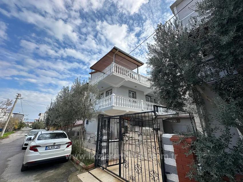Seferihisar Doğanbey'de For Sale 4+1 500M From The Sea Villa