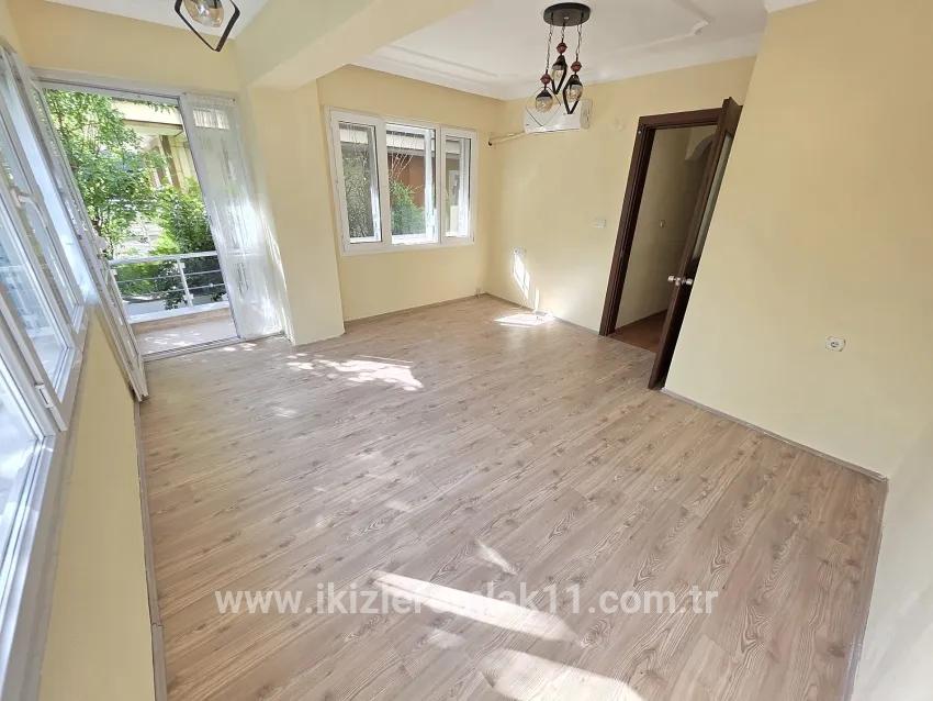 2+1 Bedroom Apartment For sale in Gümüldür Fevzi Çakmak Nbh. Menderes Gümüldür - 90 m²