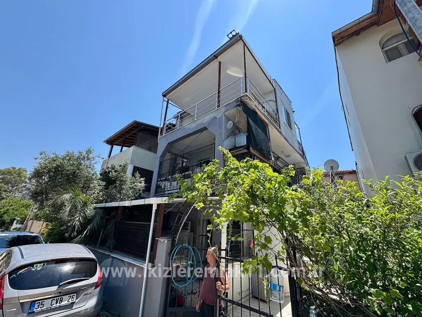 2+1 Bedroom Apartment For sale in Bengiler Nbh. Seferihisar Ürkmez - 80 m²