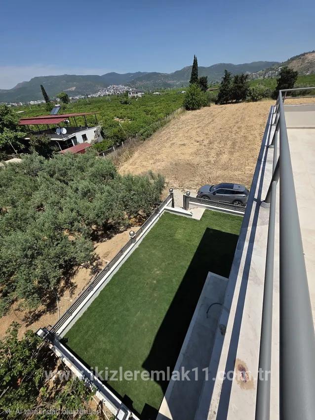 4+1 Bedroom Detached house For sale in Gümüldür İnönü Nbh. Menderes Gümüldür - 160 m²