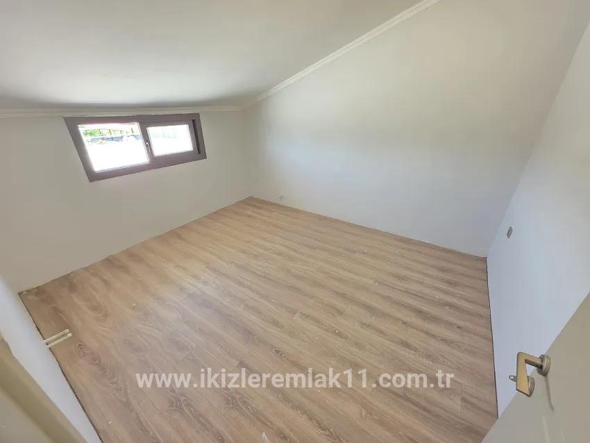 4+1 Bedroom Detached house For sale in Gümüldür İnönü Nbh. Menderes Gümüldür - 160 m²