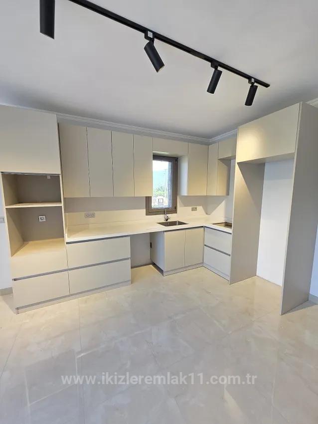 In Gümüldür İnönü Neighbourhood, 450 Metres To The Sea, Spacious Garden Zero 4+1!