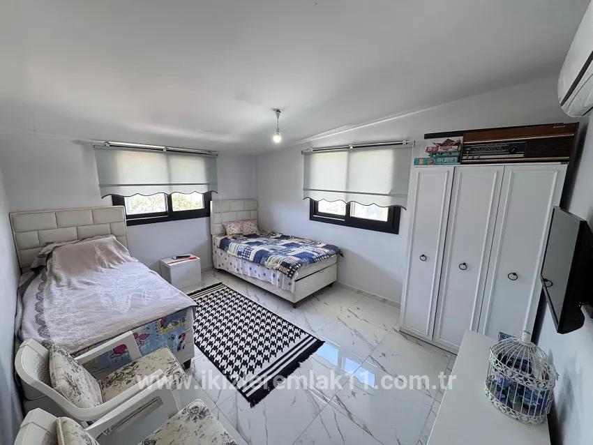 For sale In Seferihisar Doğanbey 3+1 spacious garden duplex summer house