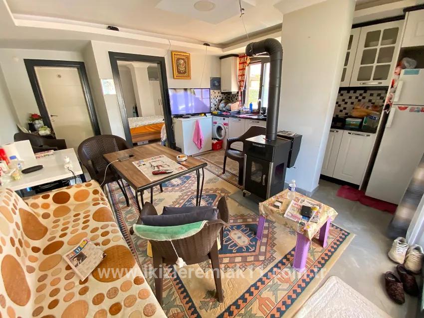 Seferihisar Bengiler'de Sea Side Spacious Garden Low-cost 1+1 Ground Floor Apartment