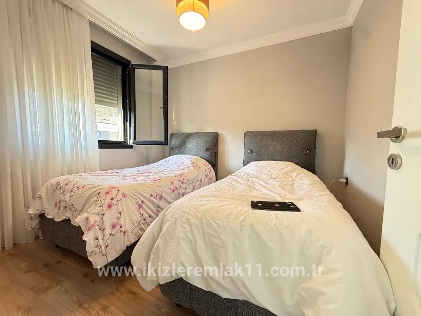 In Ürkmez Doğanbey, Detached House with Pool 3+1 Separate Kitchen Large Garden