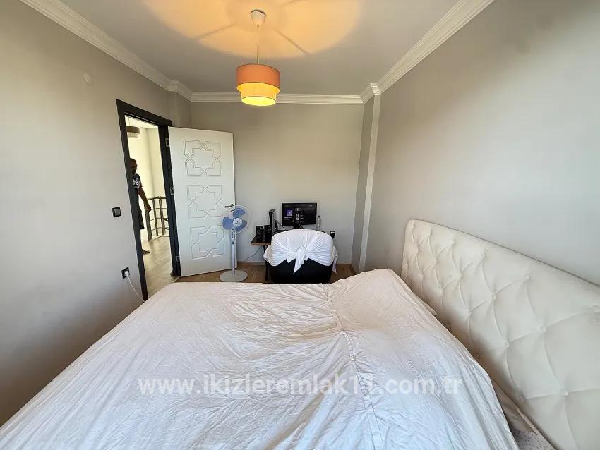 In Ürkmez Doğanbey, Detached House with Pool 3+1 Separate Kitchen Large Garden