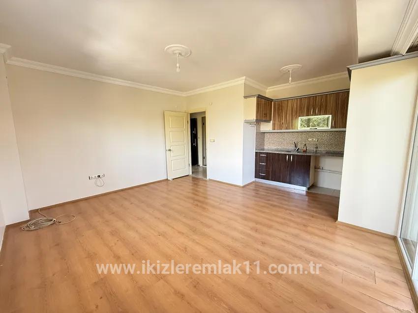 2+1 Bedroom Apartment For sale in Mersin Alanı Nbh. Seferihisar Ürkmez - 85 m²