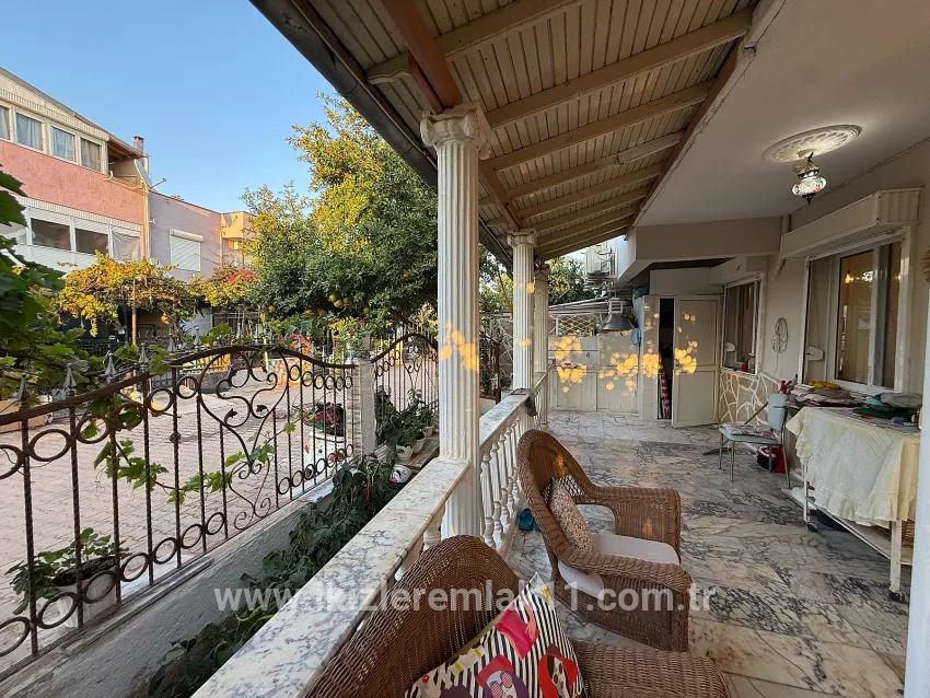 4+1 Bedroom Detached house For sale in Bengiler Nbh. Seferihisar Ürkmez - 210 m²