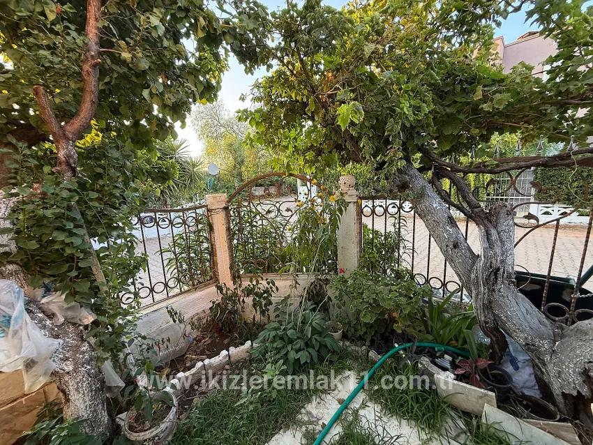 4+1 Bedroom Detached house For sale in Bengiler Nbh. Seferihisar Ürkmez - 210 m²