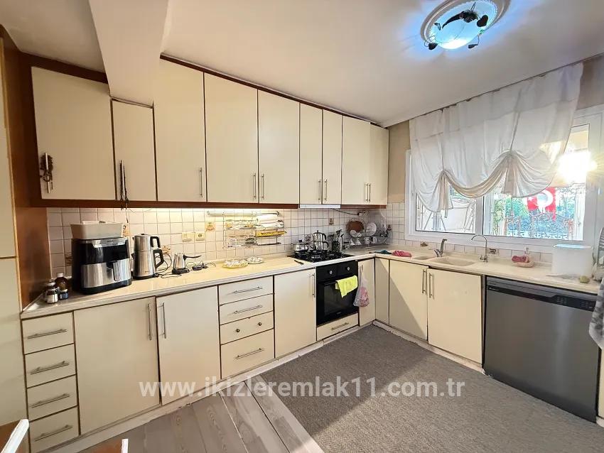 4+1 Bedroom Detached house For sale in Bengiler Nbh. Seferihisar Ürkmez - 210 m²