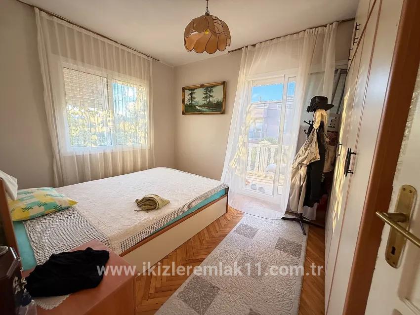 4+1 Bedroom Detached house For sale in Bengiler Nbh. Seferihisar Ürkmez - 210 m²
