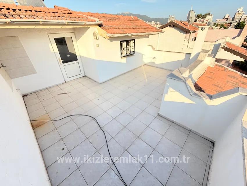 3+1 Bedroom Detached house For sale in Gümüldür Fevzi Çakmak Nbh. Menderes Gümüldür - 180 m²