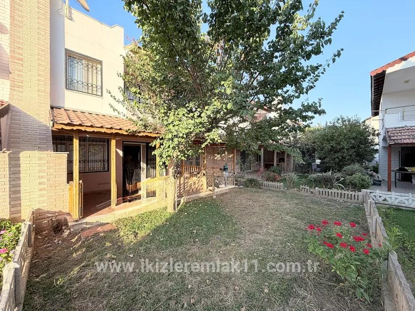 3+1 Bedroom Detached house For sale in Gümüldür Fevzi Çakmak Nbh. Menderes Gümüldür - 180 m²