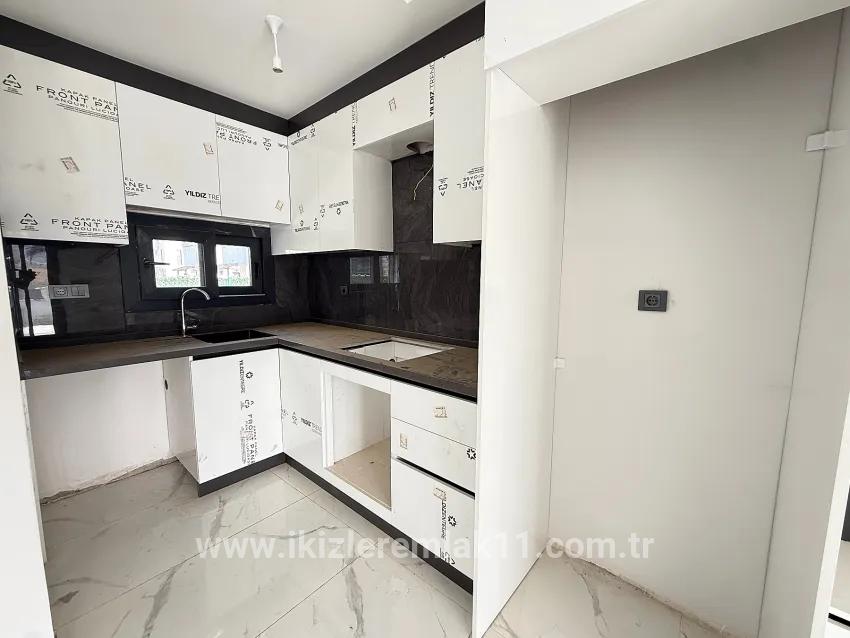 3+1 Bedroom Villa For sale in Cumhuriyet Nbh. Seferihisar Doğanbey - 180 m²