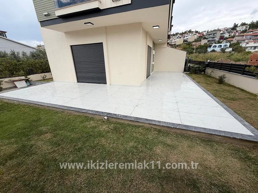 3+1 Bedroom Villa For sale in Gümüldür Cumhuriyet Nbh. Menderes Gümüldür - 180 m²