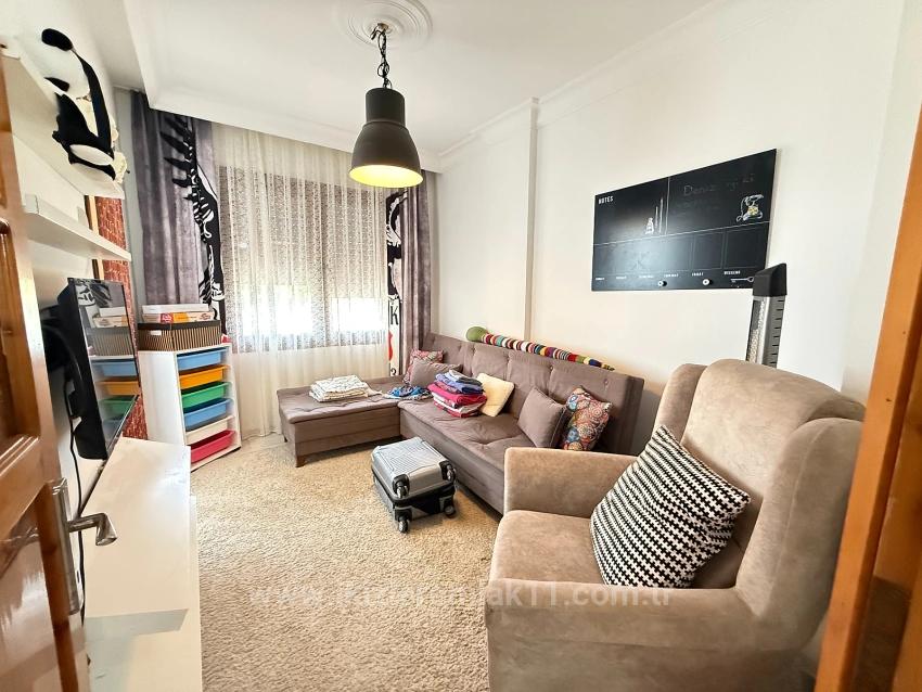 Urgent Sale 3+1 Villa With Large Garden In Seferihisar Doğanbey Center