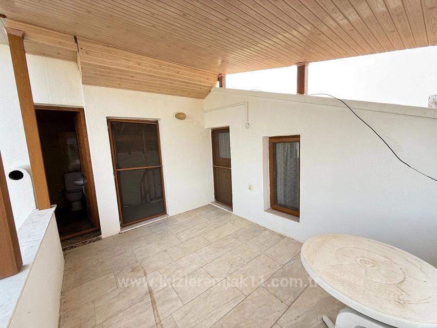 Urgent Sale 3+1 Villa With Large Garden In Seferihisar Doğanbey Center