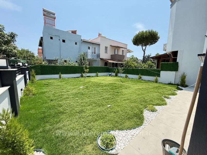 3+1 Detached Villa With A Brand New Garden For Sale In Seferihisar Doğanbey