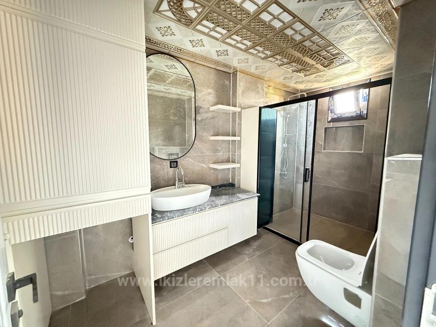 3+1 Detached Villa With A Brand New Garden For Sale In Seferihisar Doğanbey