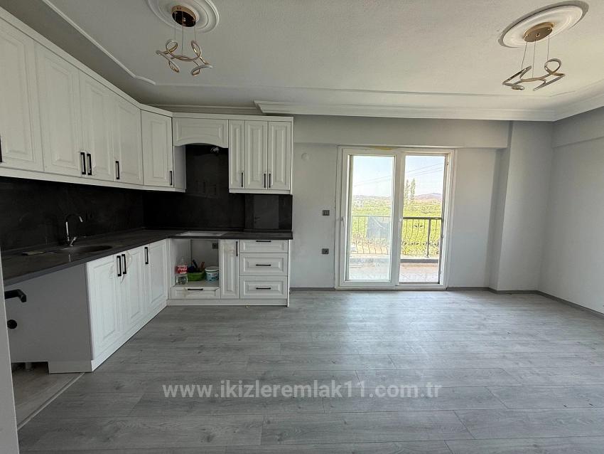 2+1 Apartment For Sale In Seferihisar Ürkmez, 300 Meters From The Sea