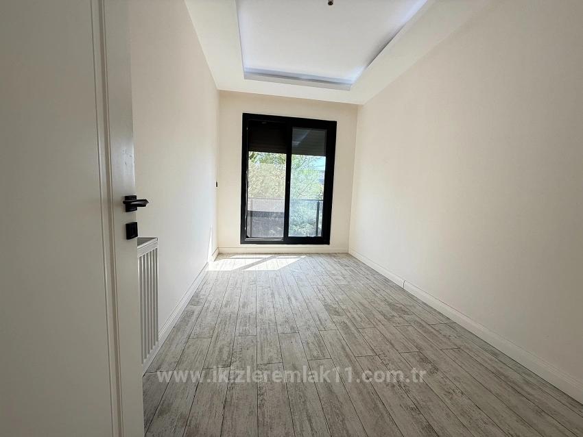 Luxury 3 + 1 Duplex Villa For Sale In Seferihisar Ürkmez Center