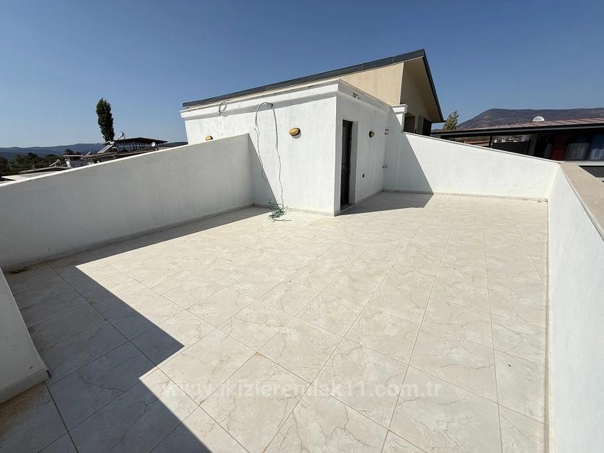 Luxury 3 + 1 Duplex Villa For Sale In Seferihisar Ürkmez Center