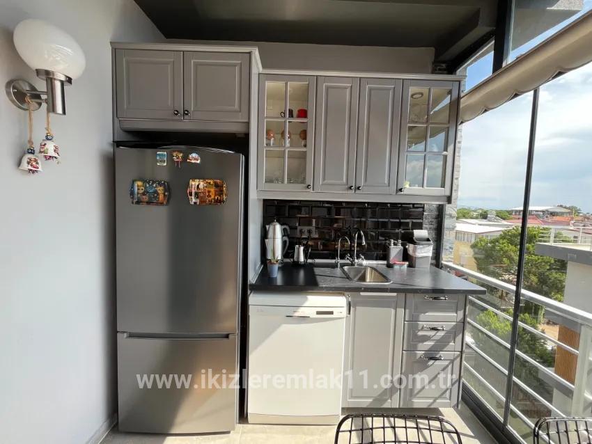 3+1 Bedroom Summerhouse For Sale in Bengiler Nbh. Seferihisar Ürkmez - 160 m²