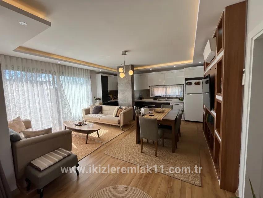 3+1 Bedroom Summerhouse For Sale in Bengiler Nbh. Seferihisar Ürkmez - 160 m²