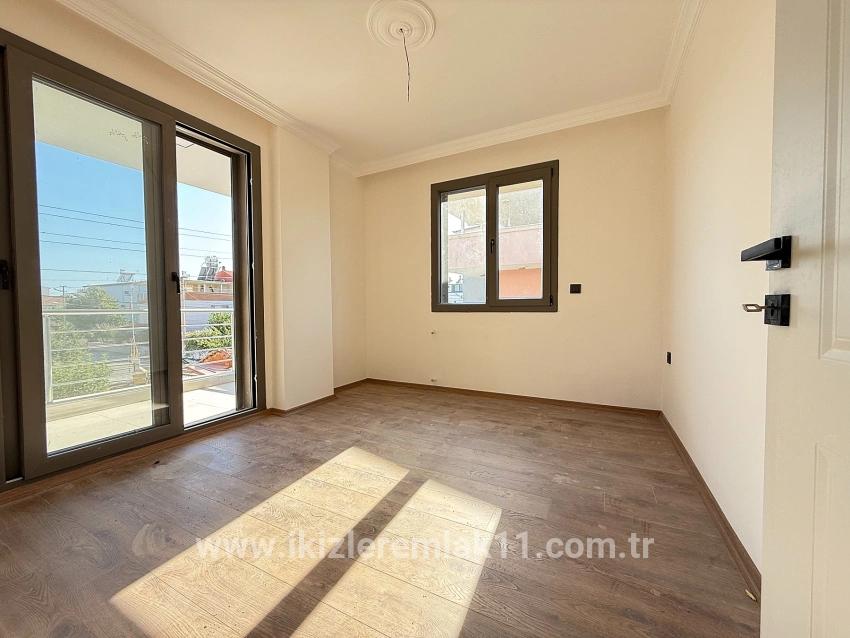 3+1 Bedroom Villa For sale in Cumhuriyet Nbh. Seferihisar Doğanbey - 180 m²