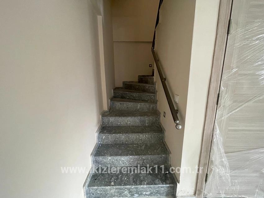 3+1 Bedroom Villa For sale in Cumhuriyet Nbh. Seferihisar Doğanbey - 175 m²