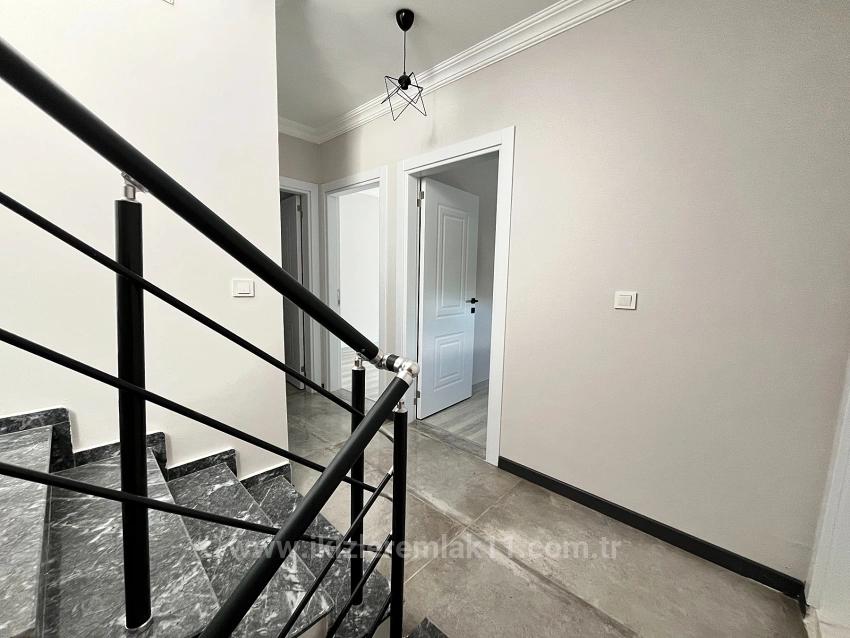 Brand New Detached 3+1 Villa With Large Garden For Sale In Seferihisar Doğanbey