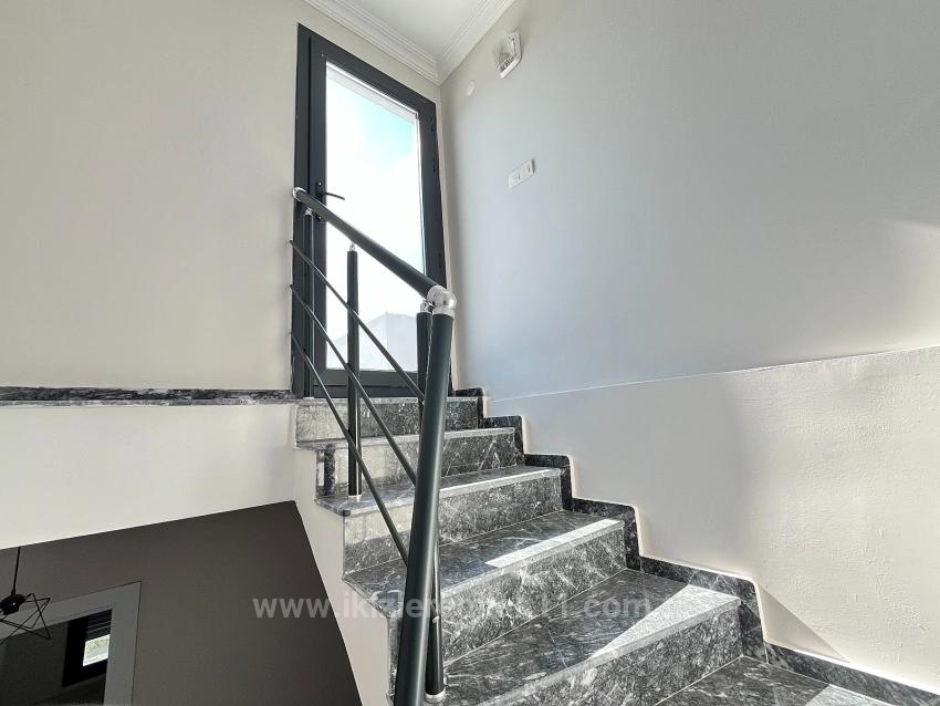 Brand New Detached 3+1 Villa With Large Garden For Sale In Seferihisar Doğanbey