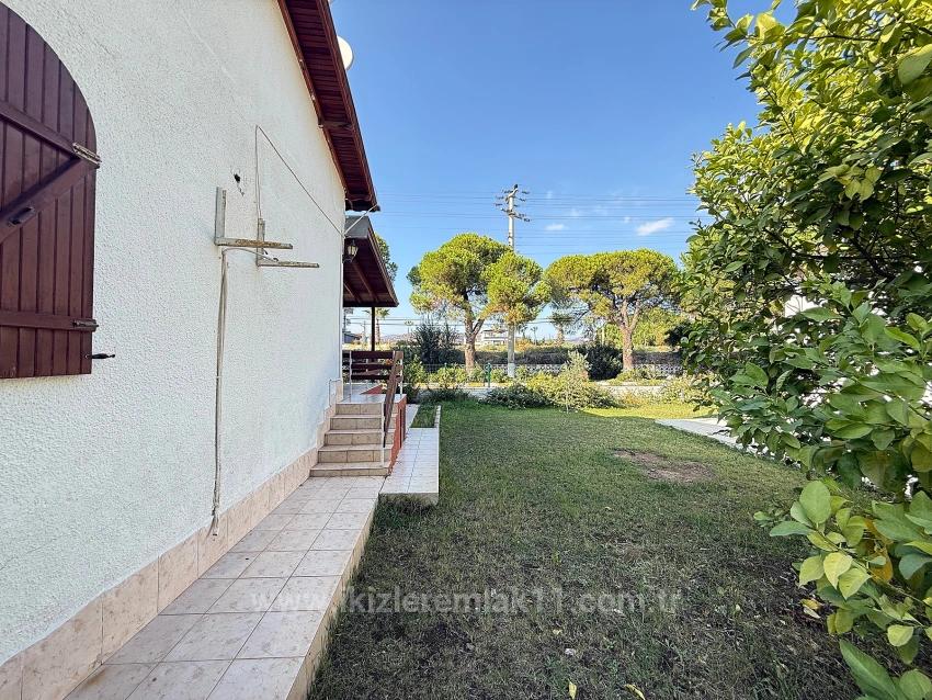 The Only Detached 2+1 Summer House For Sale In Seferihisar Doğanbey
