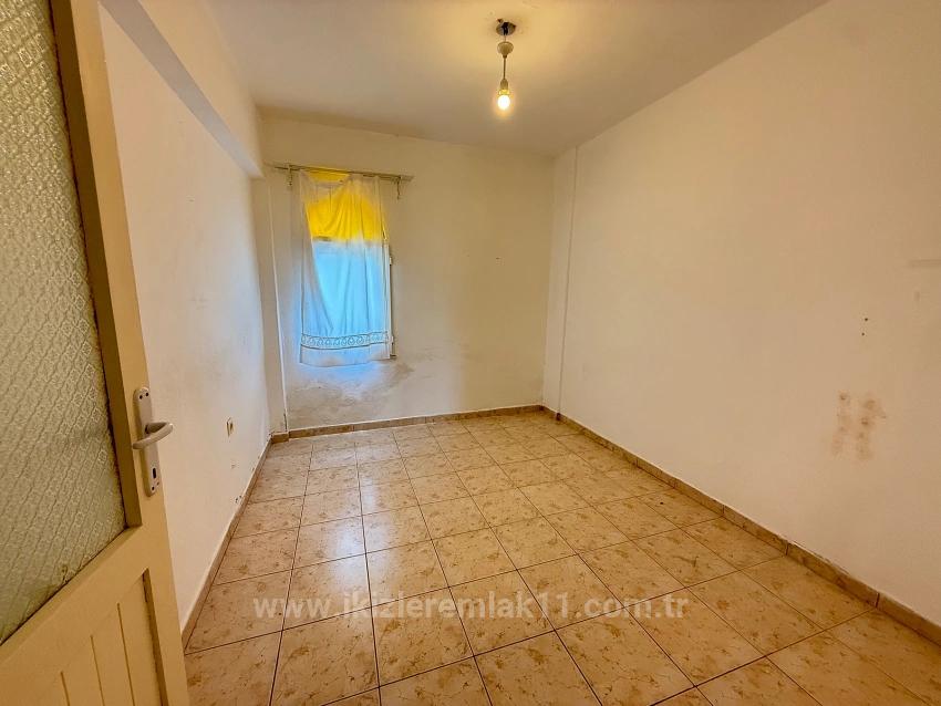 The Only Detached 2+1 Summer House For Sale In Seferihisar Doğanbey