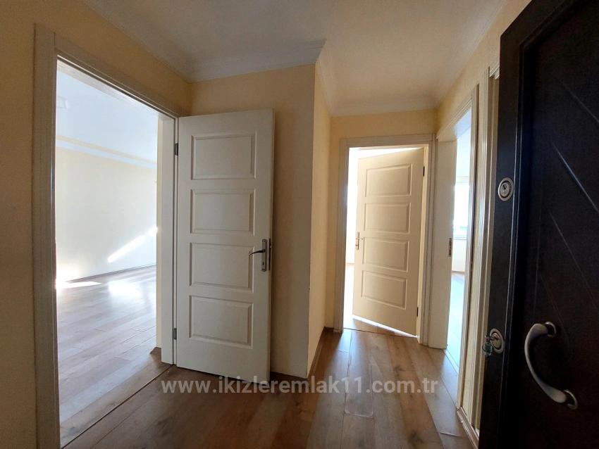 2+1 Middle Floor Flat For Sale In Seferihisar Ürkmez Center