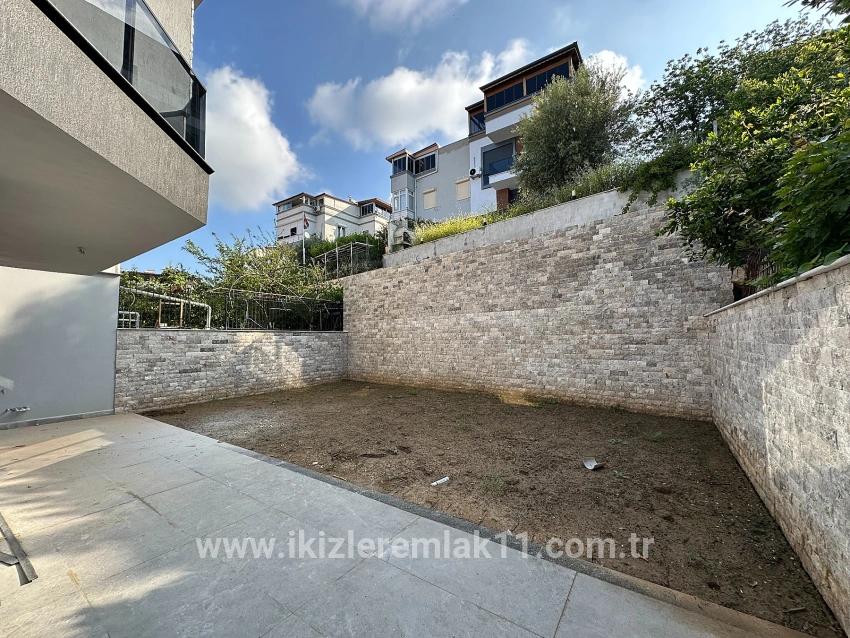 2+1 Bedroom Villa For sale in Mersin Alanı Nbh. Seferihisar Ürkmez - 170 m²