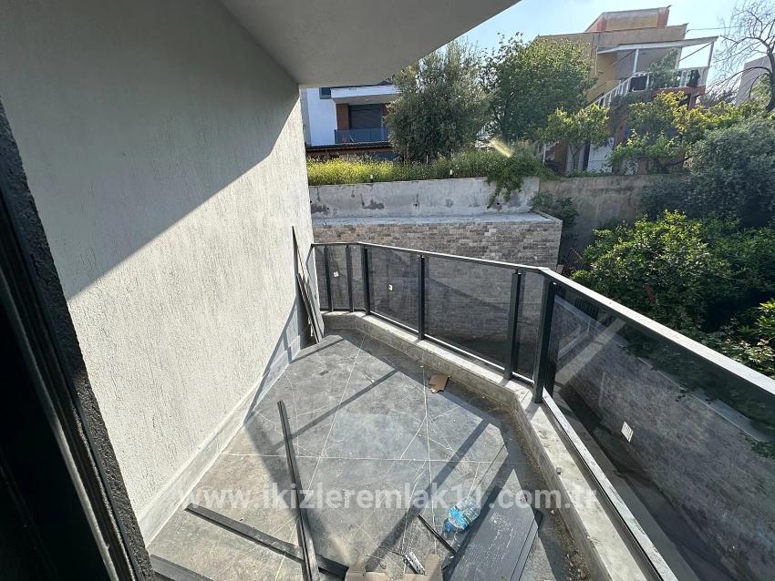2+1 Bedroom Villa For sale in Mersin Alanı Nbh. Seferihisar Ürkmez - 170 m²