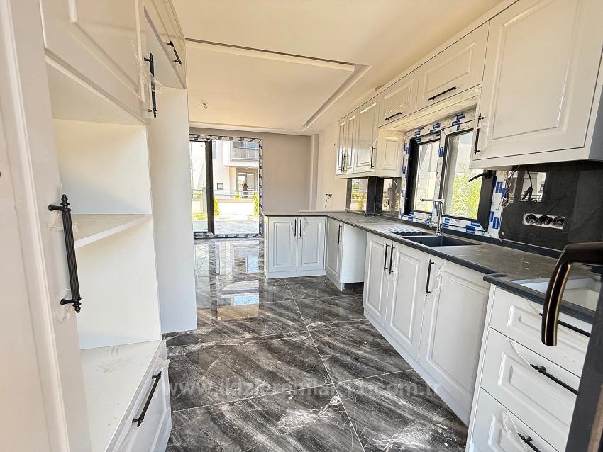 2 + 1 Villa With Detached Garden For Sale In Seferihisar Doğanbey