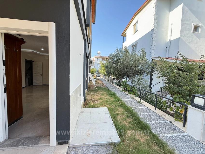 3+1 Villa With A Brand New Garden For Sale In Seferihisar Doğanbey, Close To The Sea