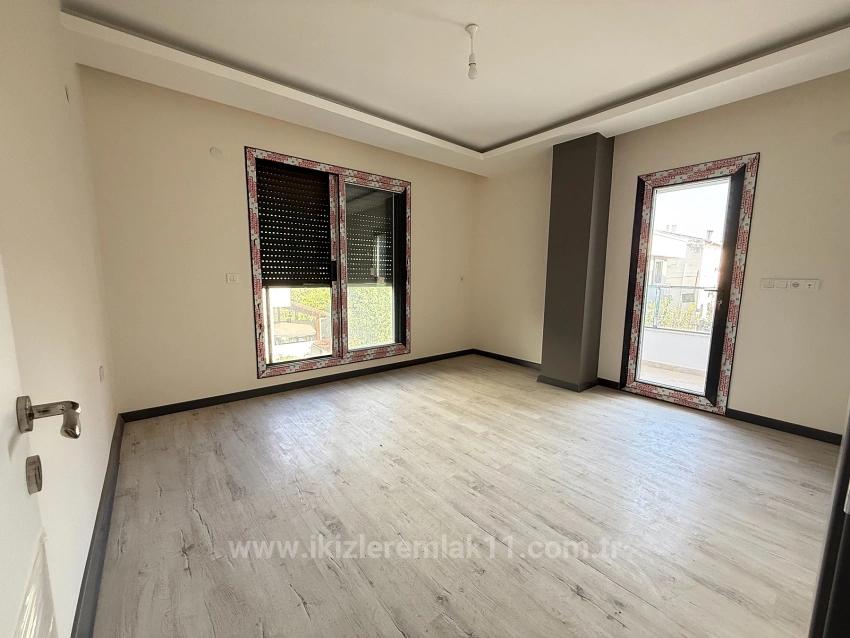 3+1 Villa With A Brand New Garden For Sale In Seferihisar Doğanbey, Close To The Sea