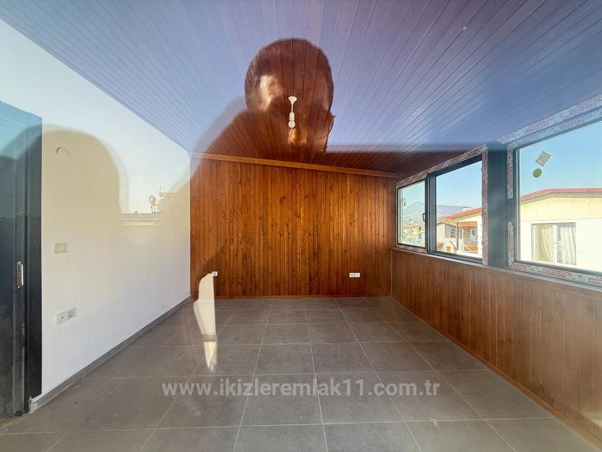 3+1 Villa With A Brand New Garden For Sale In Seferihisar Doğanbey, Close To The Sea