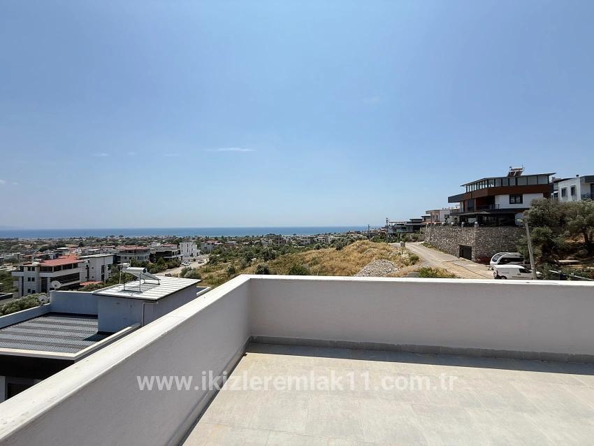 3+1 Bedroom Villa For sale in Atatürk Nbh. Seferihisar Doğanbey - 170 m²