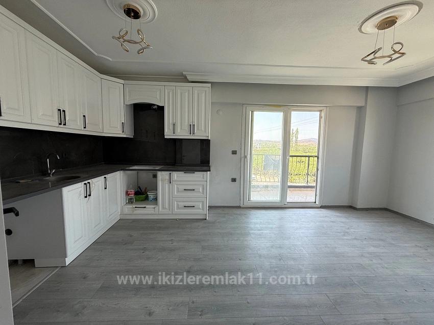 2 + 1 Apartment For Sale In Seferihisar Ürkmez Center