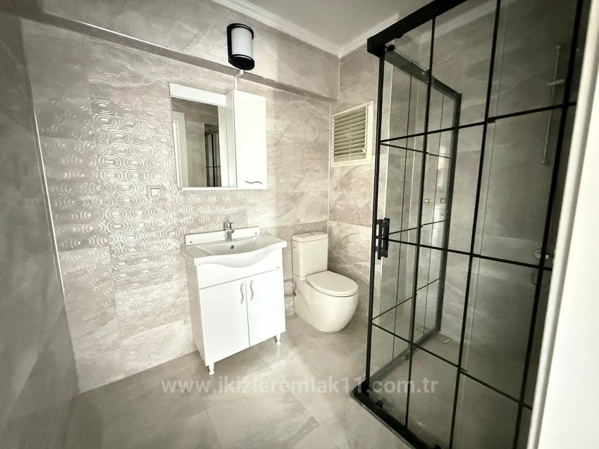 2 + 1 Apartment For Sale In Seferihisar Ürkmez Center