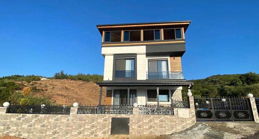 3+1 Detached Villa With Sea View And Pool For Sale In Seferihisar Doğanbey