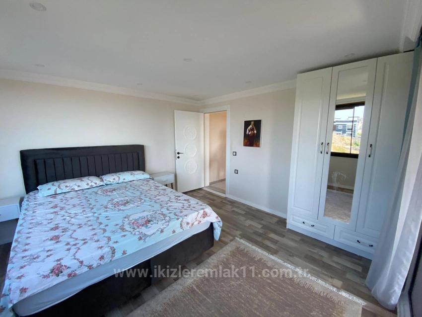 3+1 Detached Villa With Sea View And Pool For Sale In Seferihisar Doğanbey