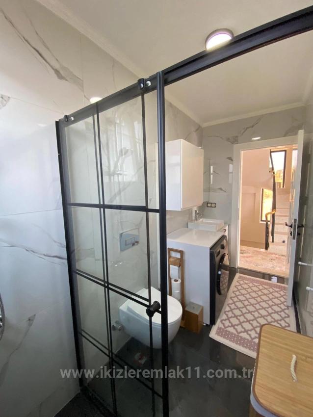 3+1 Detached Villa With Sea View And Pool For Sale In Seferihisar Doğanbey