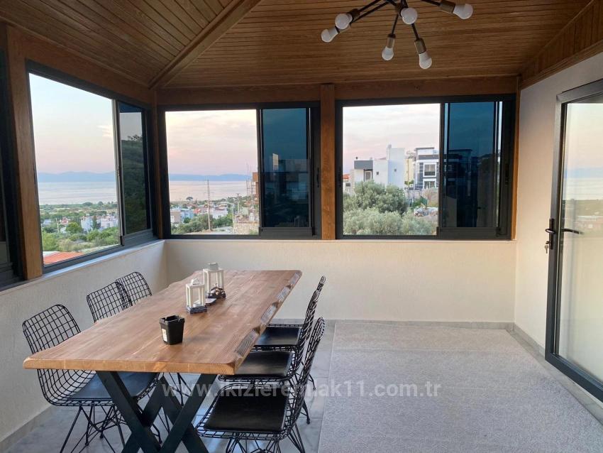 3+1 Detached Villa With Sea View And Pool For Sale In Seferihisar Doğanbey